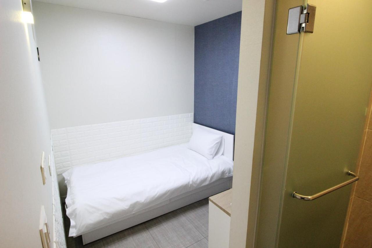 Hotel Ivory Сеул Экстерьер фото